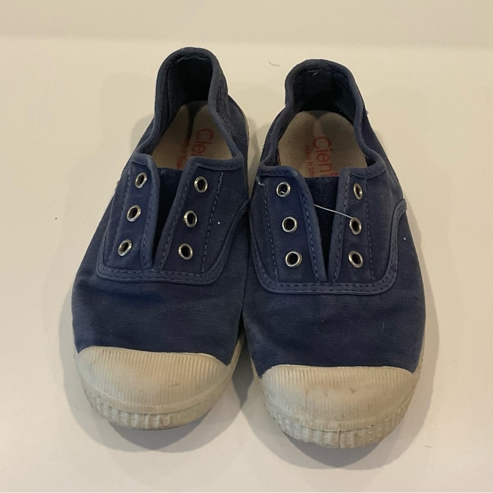 Cienta Navy Canvas Sneakers for Kids